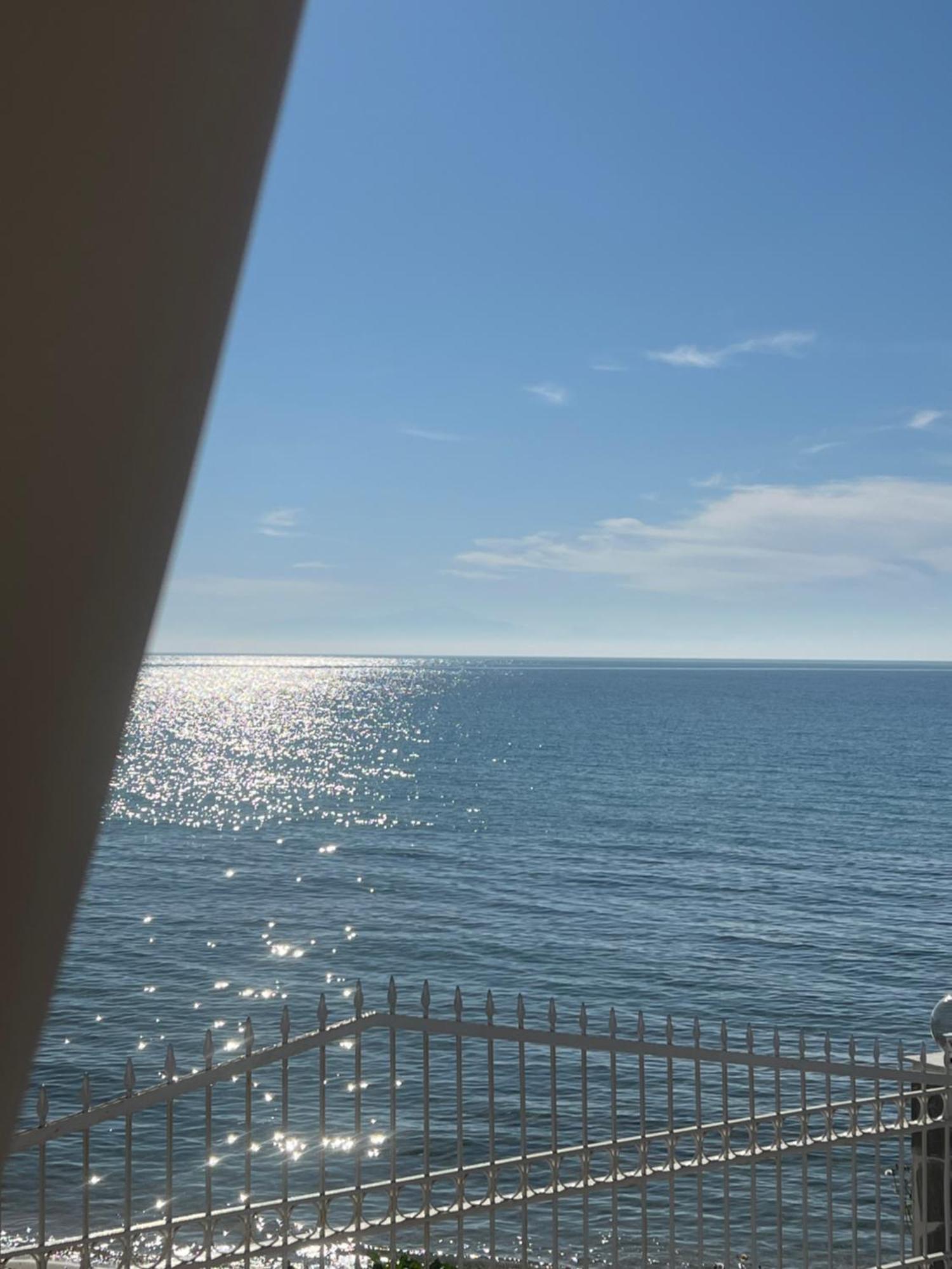 Beachfront Villa Athina Vergia Extérieur photo