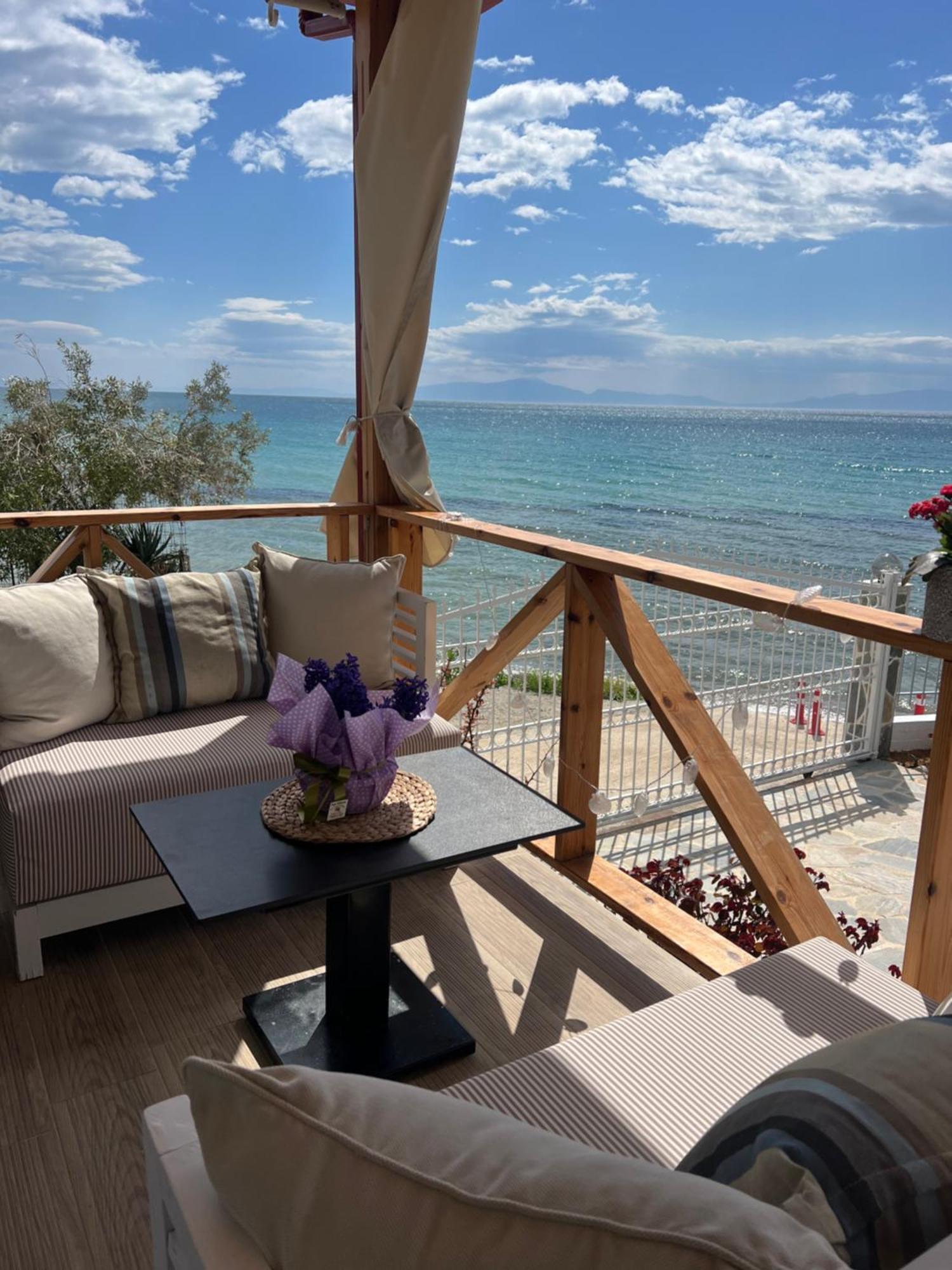 Beachfront Villa Athina Vergia Extérieur photo